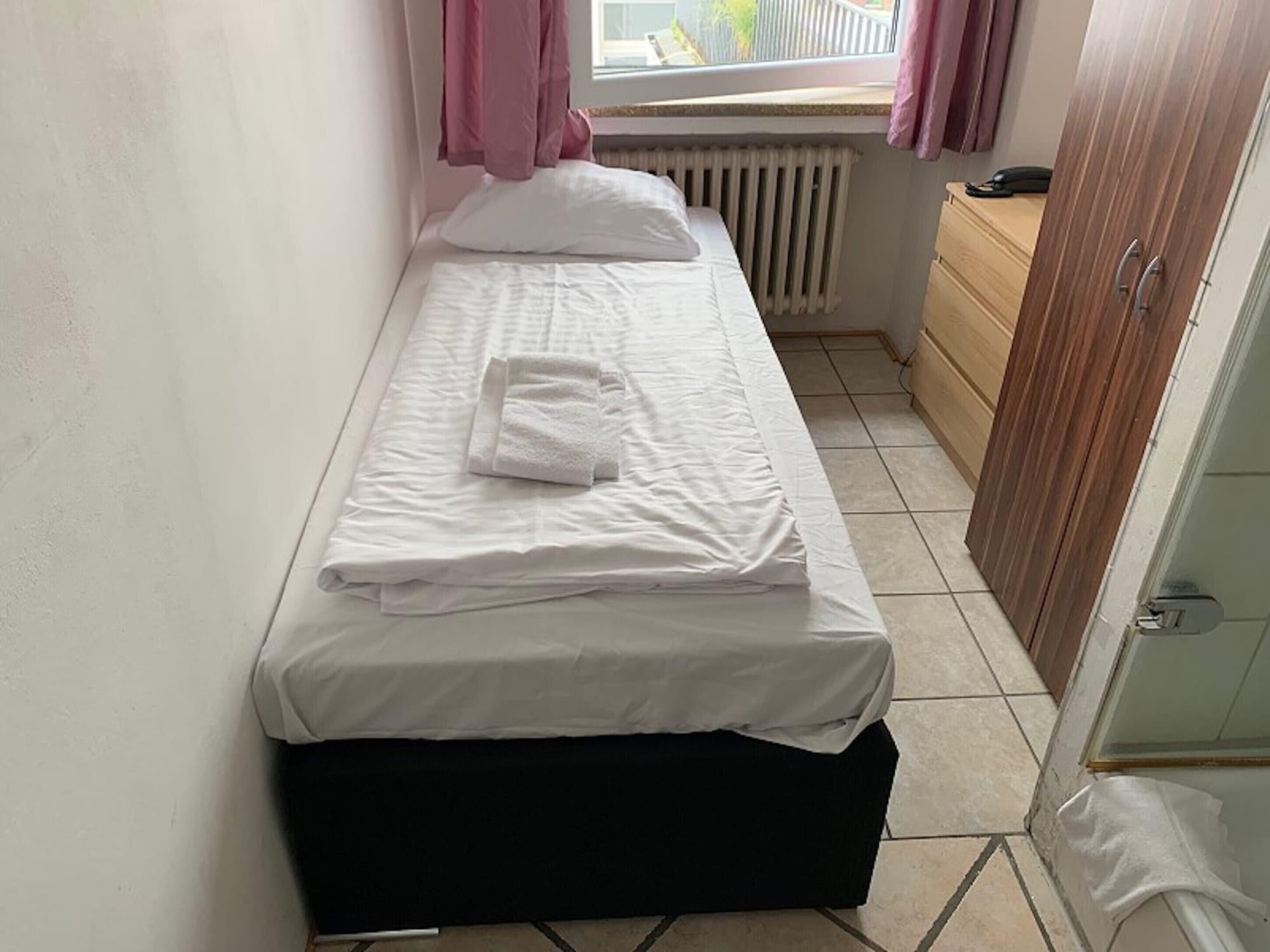 Hotel Lilienhof Хамбург Екстериор снимка