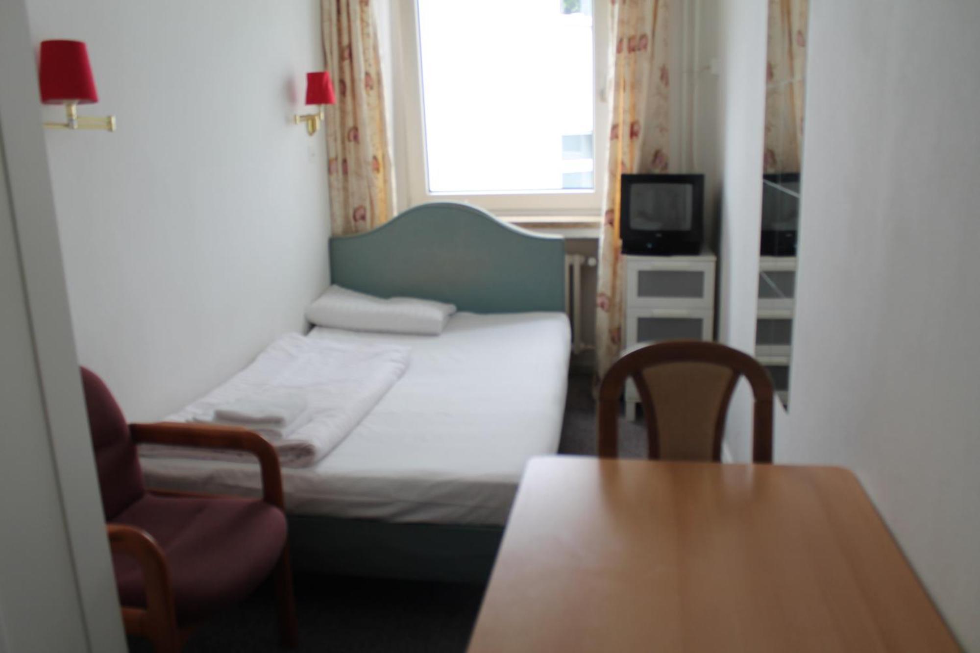 Hotel Lilienhof Хамбург Екстериор снимка