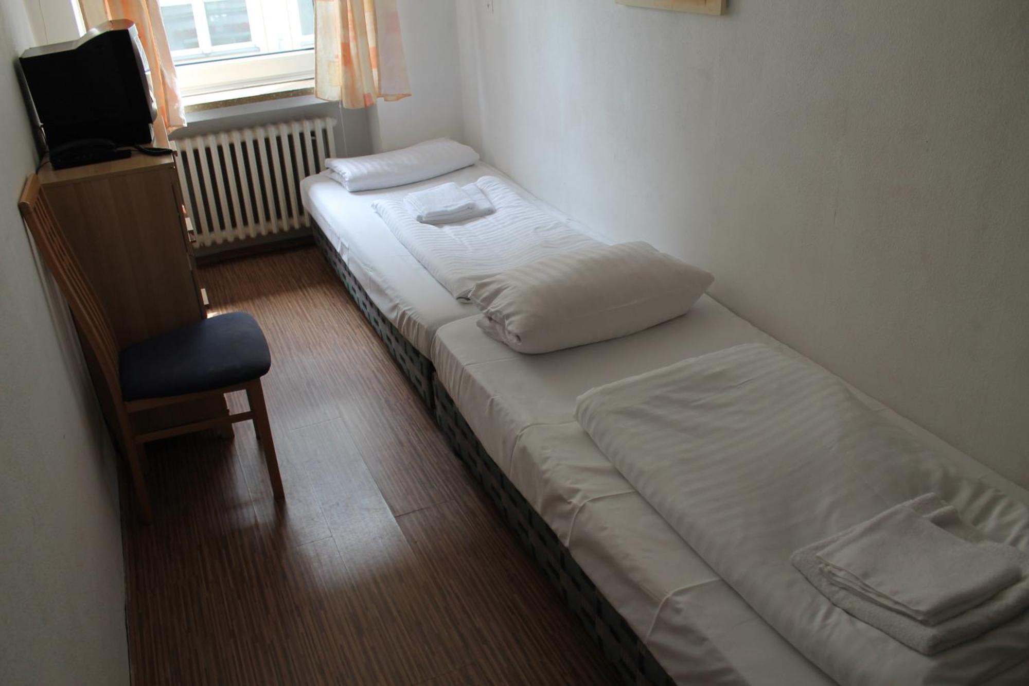 Hotel Lilienhof Хамбург Екстериор снимка